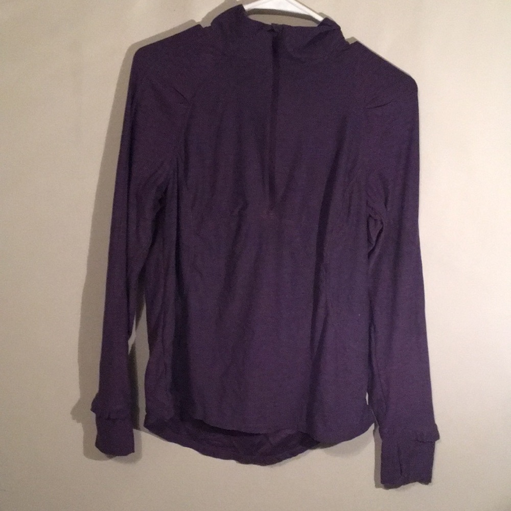 M long sleeve running shirt